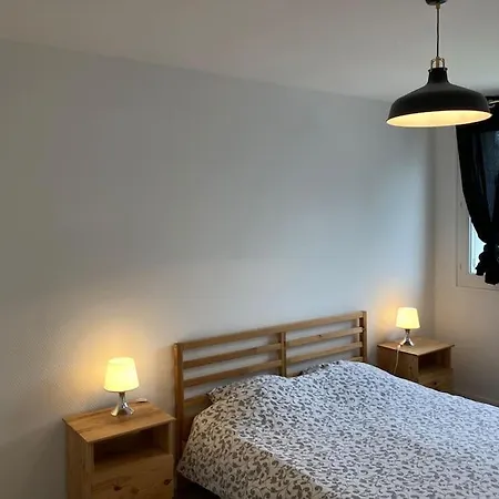 Spacieux Hyper Centre Secteur Liberte דירה